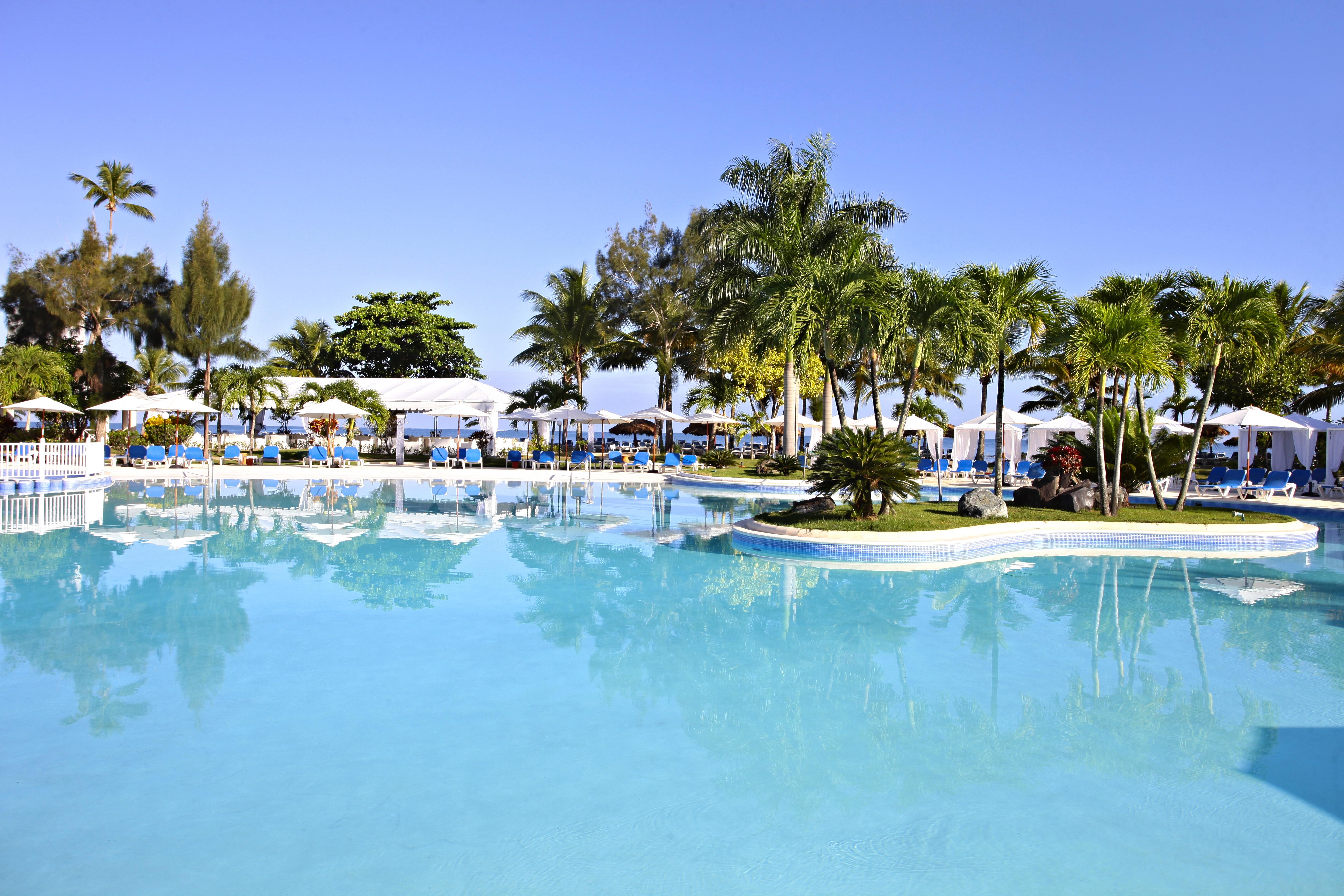 Hotel Bahia Principe Grand San Juan Río San Juan Exterior foto