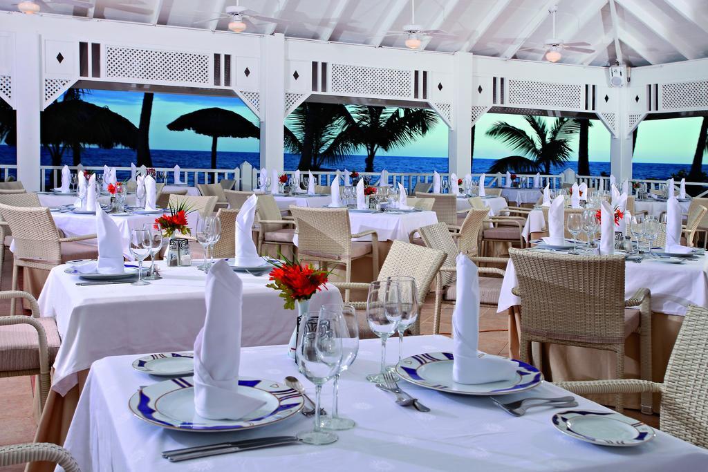 Hotel Bahia Principe Grand San Juan Río San Juan Exterior foto
